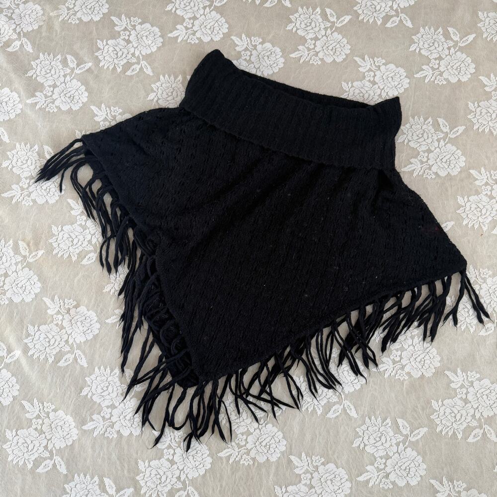 Vintage Y2K JJ Basics Black Mohair Fringe Poncho
